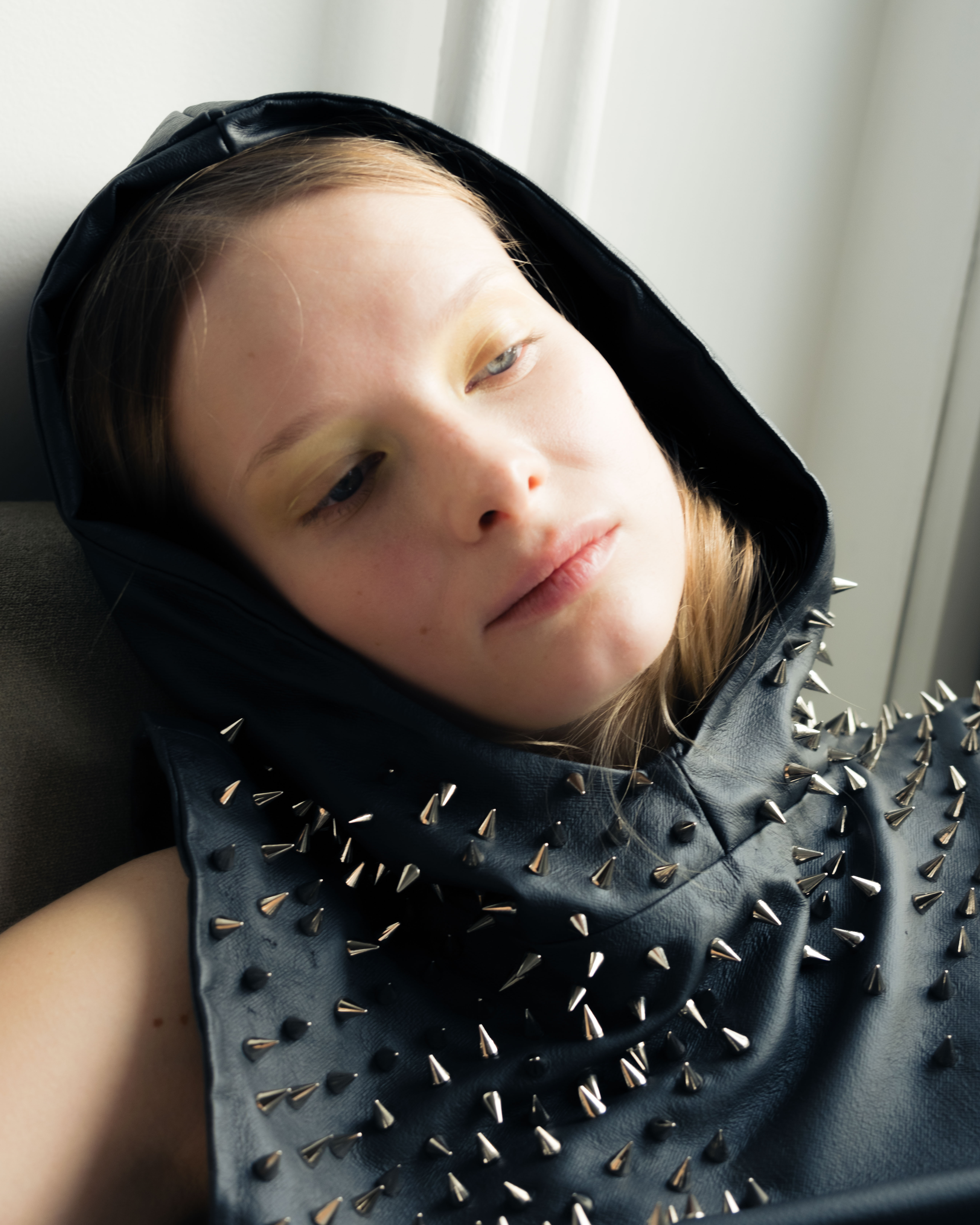 VESTIGE - Image 1